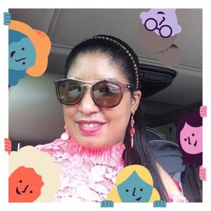 Meet your Posher, Yasmine